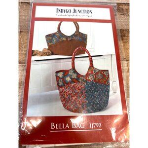 Bella Bag quilt purse pattern by Indygo Junction